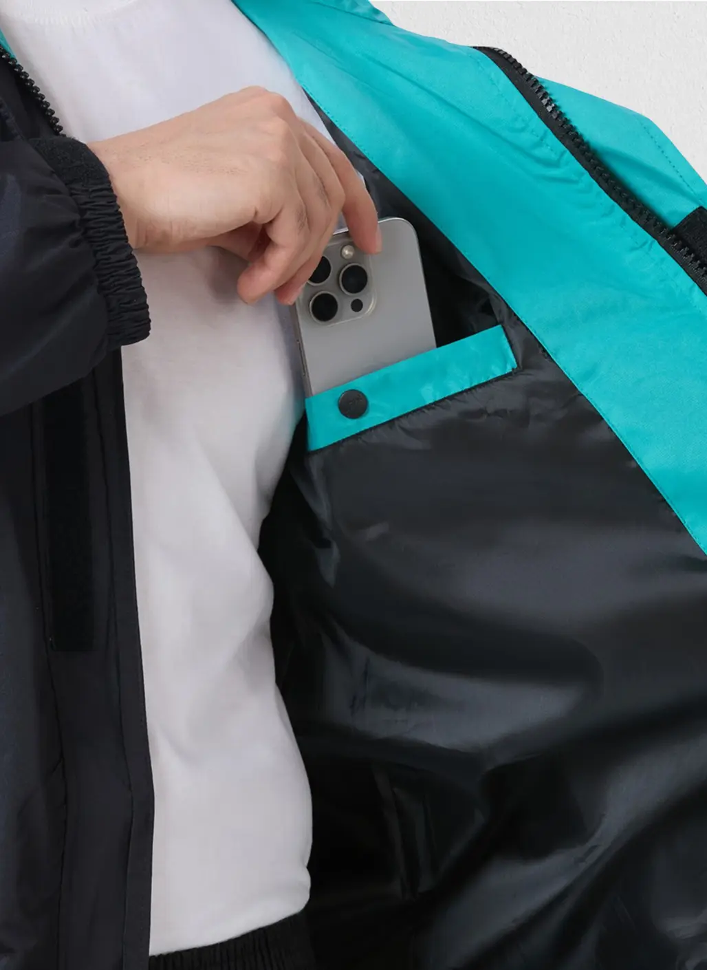 Black + Rama Green